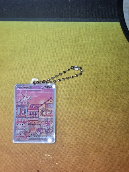 Llavero TCG Mew